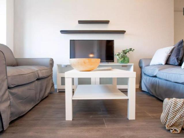 Room in a shared 5 bedroom apartment for rent in Abrantes
