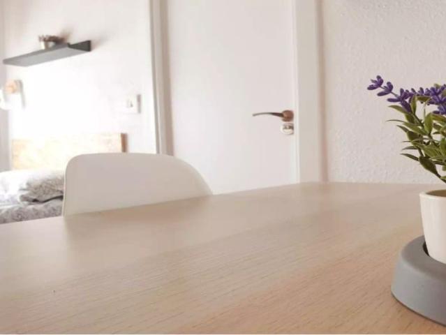 Room in a shared 5 bedroom apartment for rent in Aiora, València