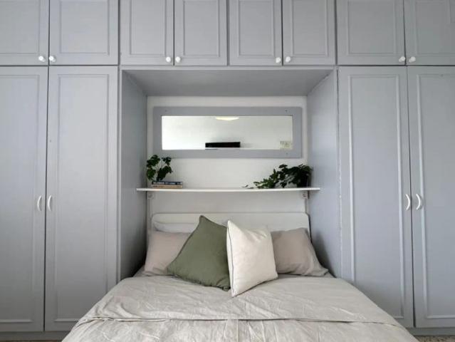 Room in a shared 5 bedroom apartment for rent in Aluche, only Males