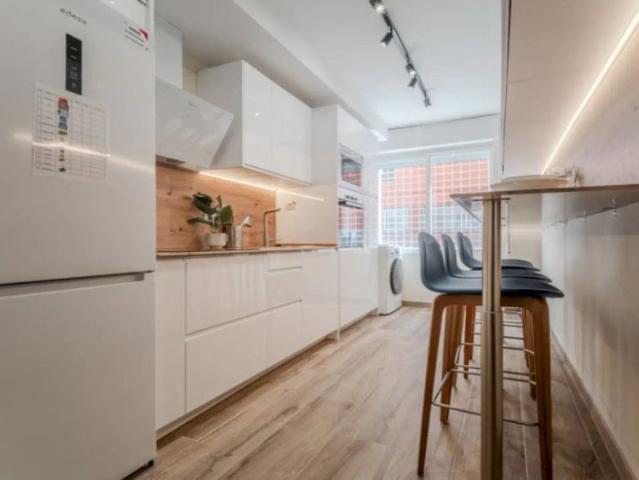 Room in a shared 5 bedroom apartment for rent in Almenara