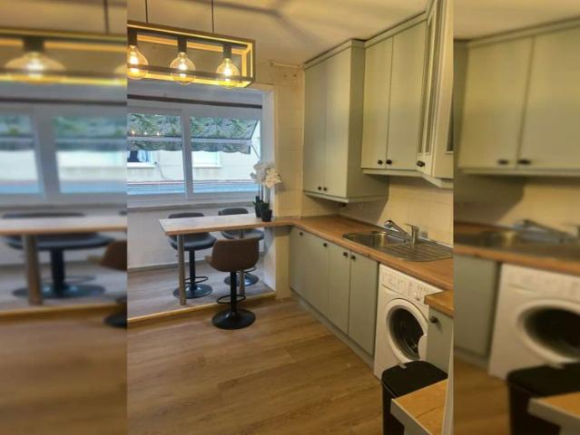 Room in a shared 5 bedroom apartment for rent in Almenara, professionals only