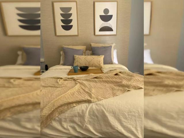 Room in a shared 5 bedroom apartment for rent in El Raval