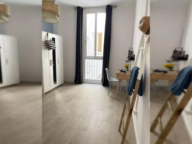 Room in a shared 5 bedroom apartment for rent in El Raval