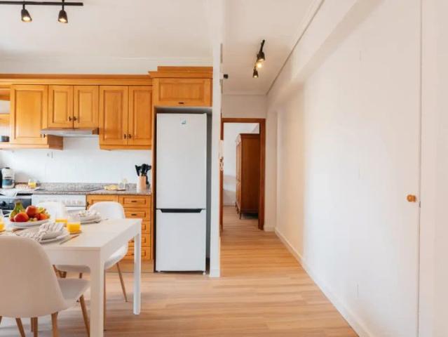 Room in a shared 5 bedroom apartment for rent in Els Orriols