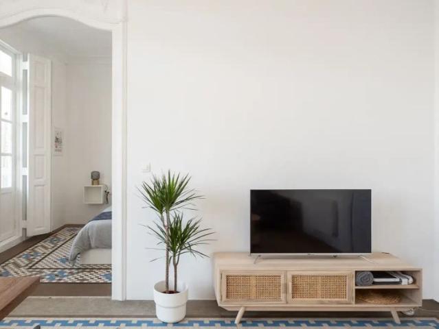Room in a shared 5 bedroom apartment for rent in La Gran Vía
