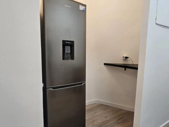 Room in a shared 5 bedroom apartment for rent in La Roqueta, Valencia