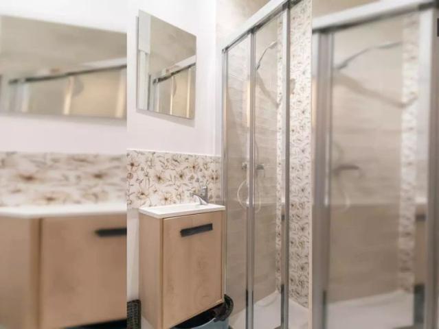 Room in a shared 5 bedroom apartment for rent in San Isidro, perfect for females and students
