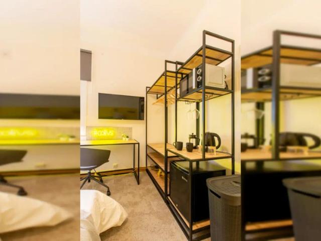 Room in a shared 5 bedroom apartment for rent in Ríos Rosas, all bills included