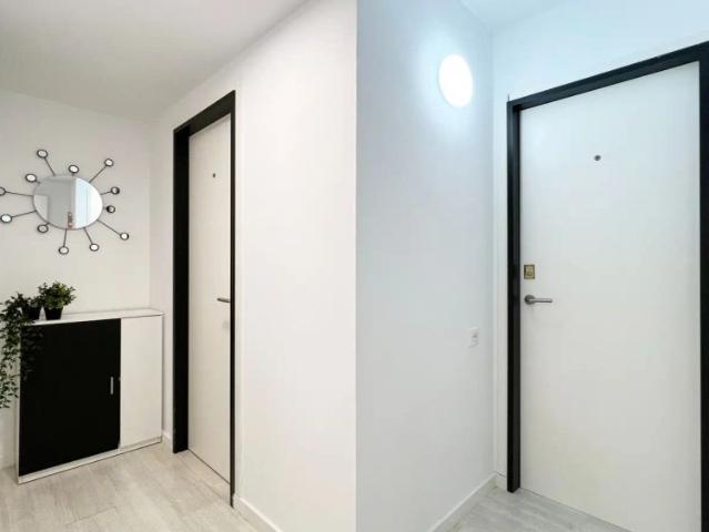 Room in a shared 5 bedroom apartment for rent in Valverde, all bills included