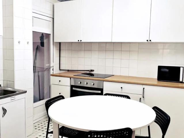 Room in a shared 6 bedroom apartment for rent in Casa de Campo