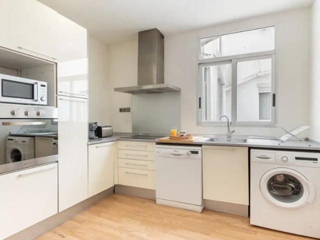 Room in a shared 6 bedroom apartment for rent in El Pla del Remei, Valencia