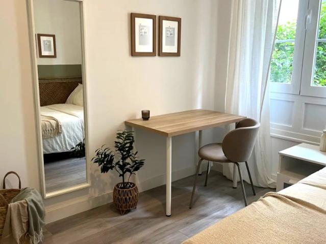 Room in a Shared 6 Bedroom Apartment for Rent in Ibiza, Bills Included