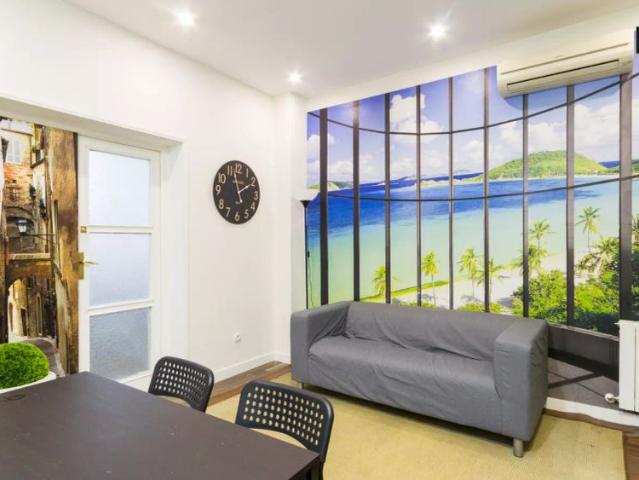 Room in a shared 7 bedroom apartment for rent in Casa de Campo, all bills included, perfect for professionals and students
