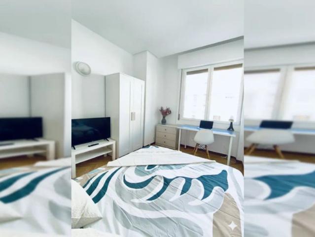 Room in a shared 7 bedroom apartment for rent in Goya
