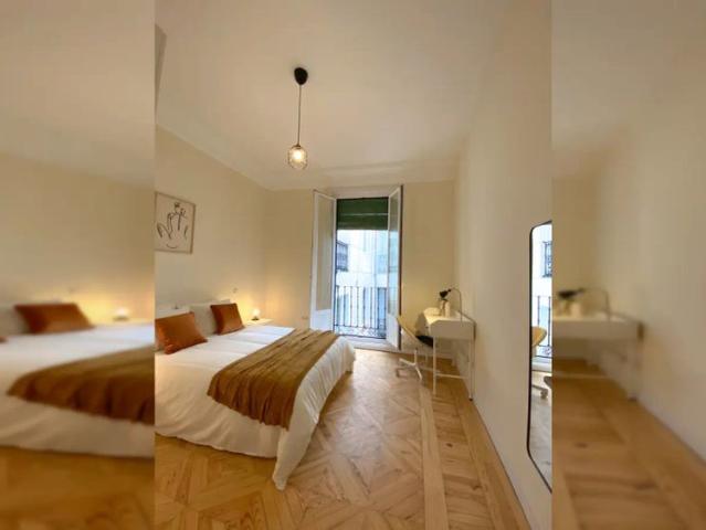 Room in a shared 7 bedroom apartment for rent in Justicia