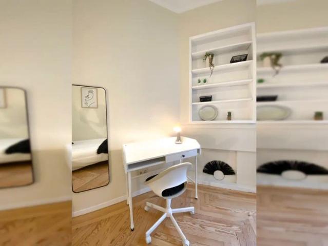 Room in a shared 7 bedroom apartment for rent in Justicia