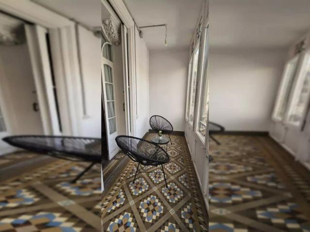Room in a shared 7 bedroom apartment for rent in La Dreta de l'Eixample