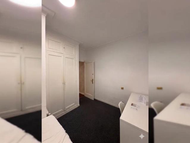 Room in a shared 7 bedroom apartment for rent in Sant Gervasi Galvany, professionals and students only