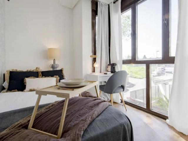 Room in a shared 7 bedroom apartment for rent in Peñagrande