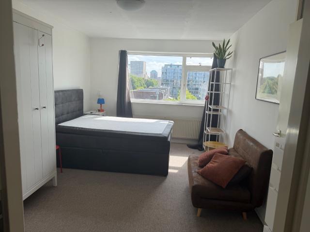 Room in Amsterdam West near Lelylaan