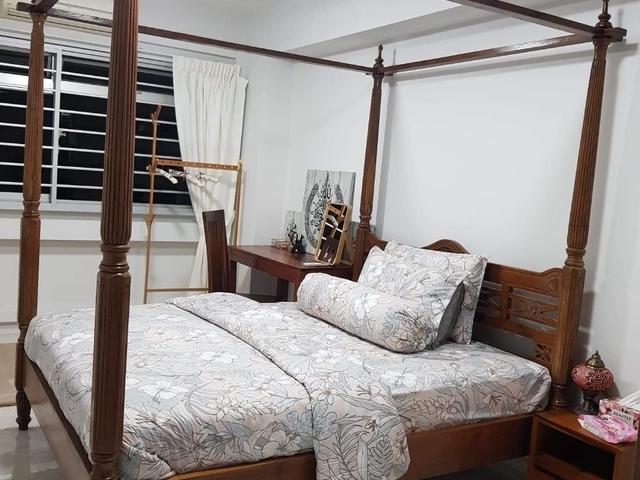 room in Pasir Ris