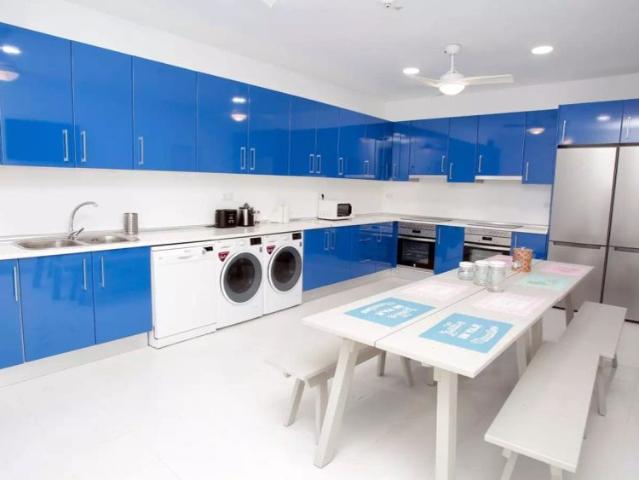 Room in residence hall in Centro Female students only