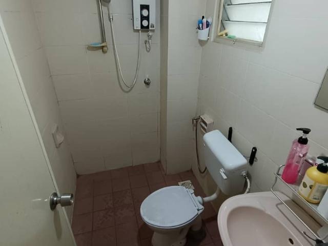 Room in seksyen 33 ‼️ zero deposit ‼️ coliving spaces