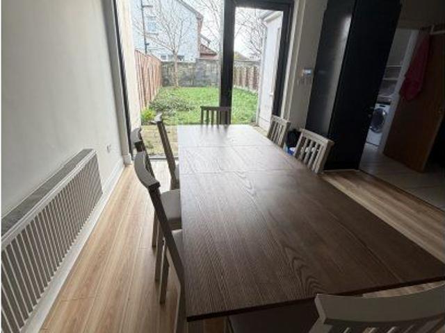 Room in a shared 7 bedroom for rent in Northside, Dublin