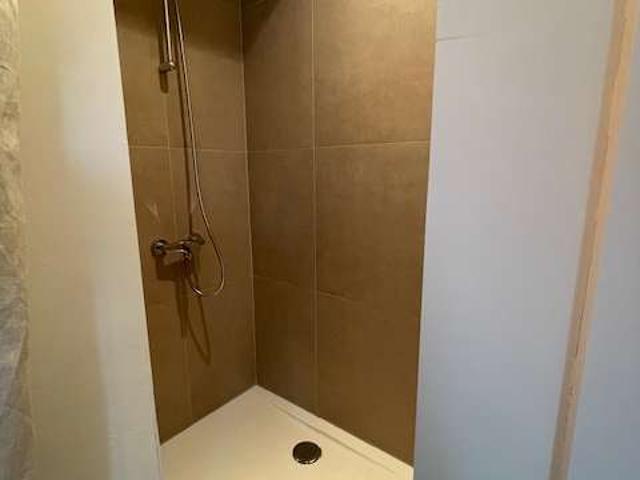 Room in shared 9 bedroom apartment in Brussels
