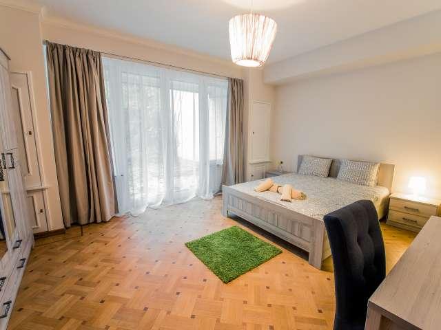 Room in shared 15 bed apartment, Brussels