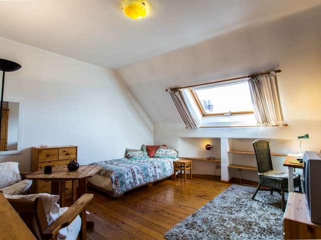 Room in shared 2 bedroom for rent, Brussels