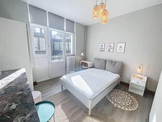 Room in shared apartment for rent in Kuregem Bara
