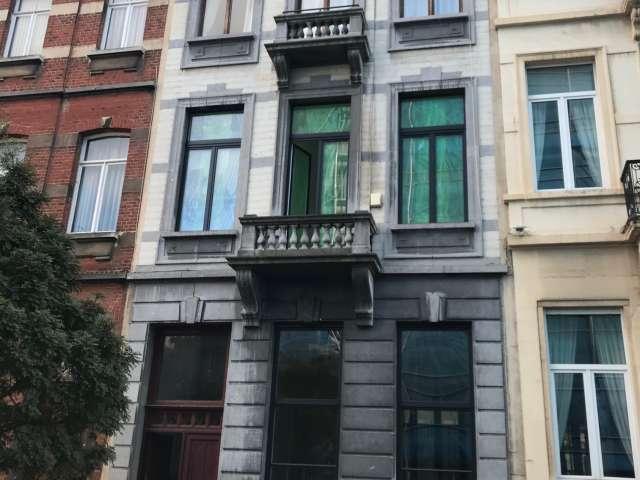 Room in shared apartment for rent in Squares, Brussels