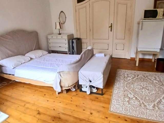 Room in shared apartment for rent in Woeste, Brussels