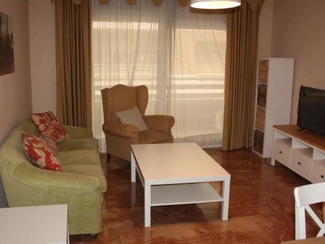 Room in shared apartment in Córdoba