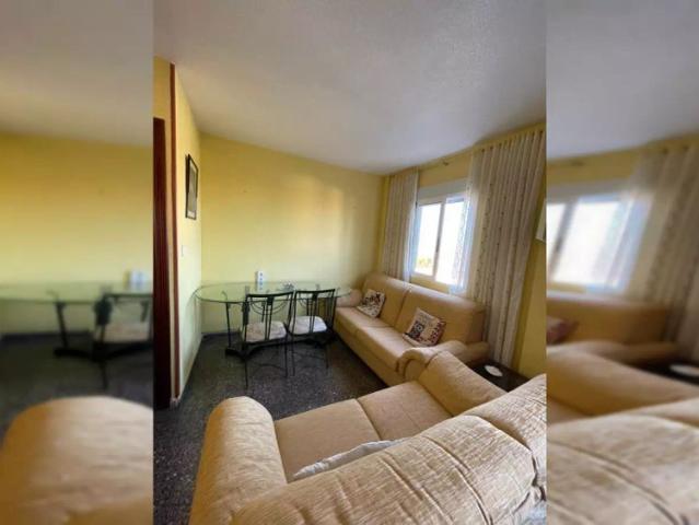 Room in shared apartment in Alicante Alacant