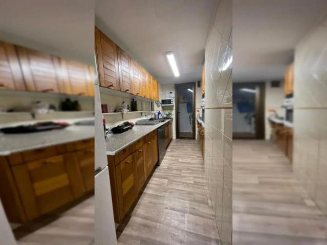 Room in shared apartment in Barcelona