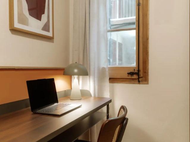Room in shared apartment in Barcelona