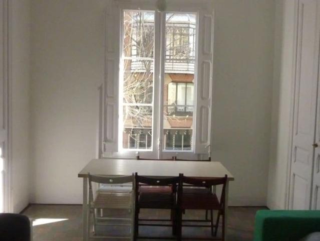 Room in shared apartment in Barcelona