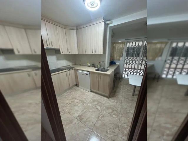 Room in shared apartment in Benidorm