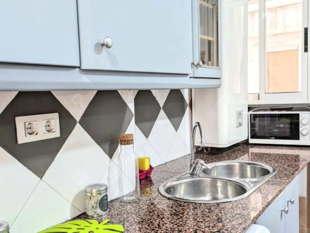 Room in shared apartment in Burjassot