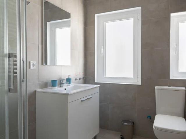 Room in shared apartment in Getafe