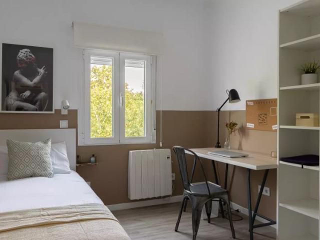 Room in shared apartment in Getafe