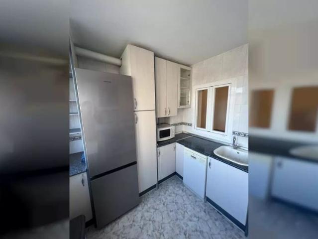 Room in shared apartment in Getafe