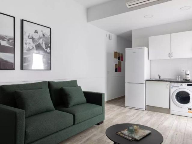 Room in shared apartment in Getafe