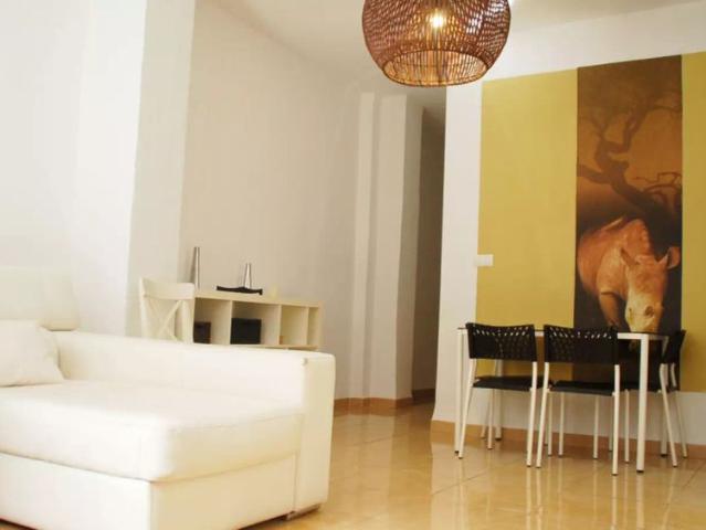 Room in shared apartment in Granada