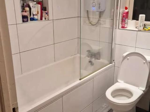 Room in shared apartment in Dublin 24