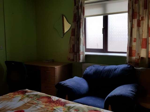 Room in shared apartment in Lucan