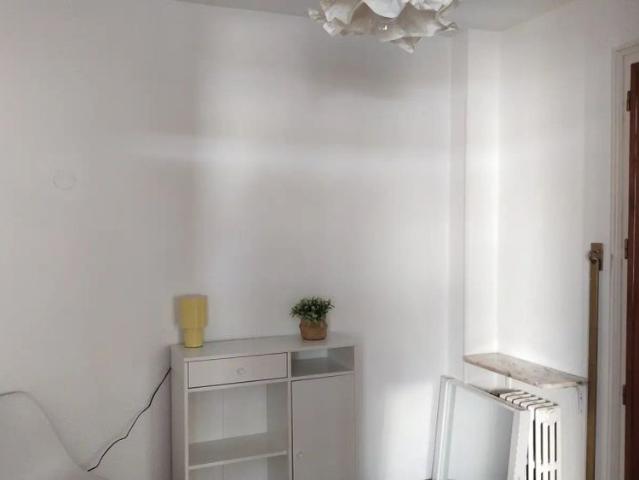 Room in shared apartment in Madrid