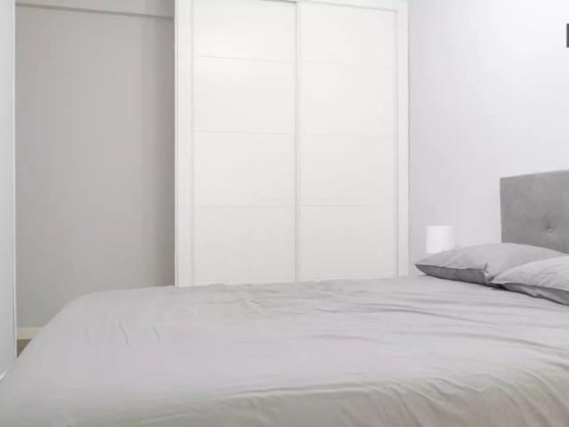Room in shared apartment in Madrid